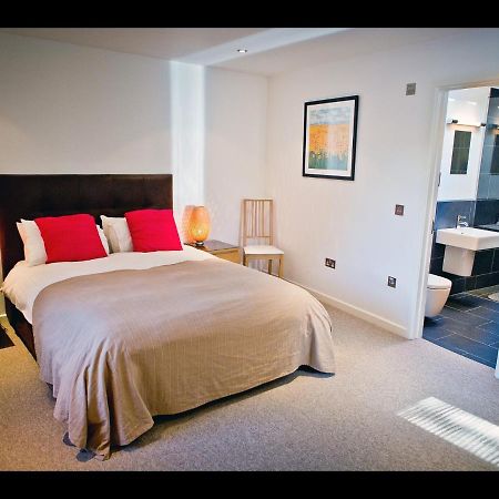 Hotel The Cedars Bathford Esterno foto