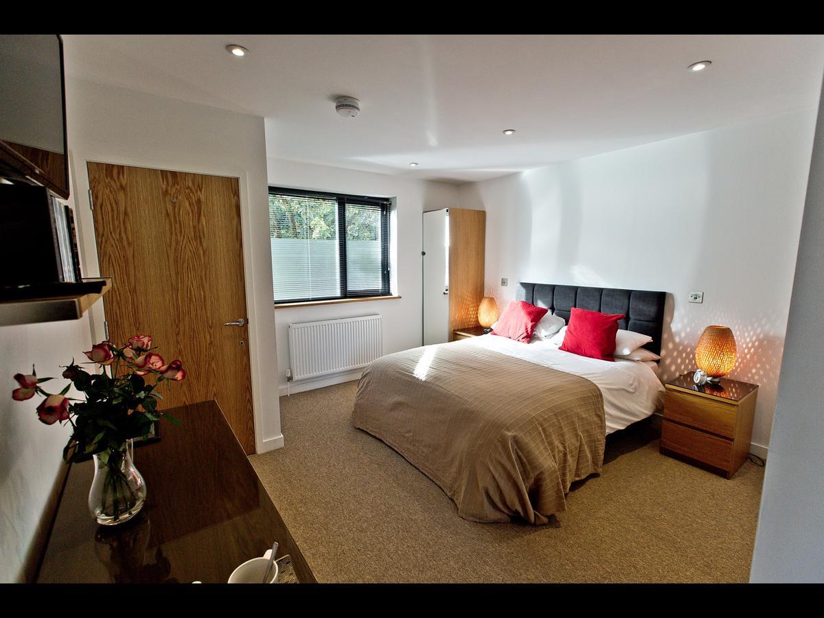 Hotel The Cedars Bathford Esterno foto